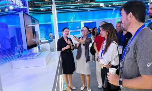 Katia Miki conhece tecnologias que podem inspirar o futuro de Barra do Piraí